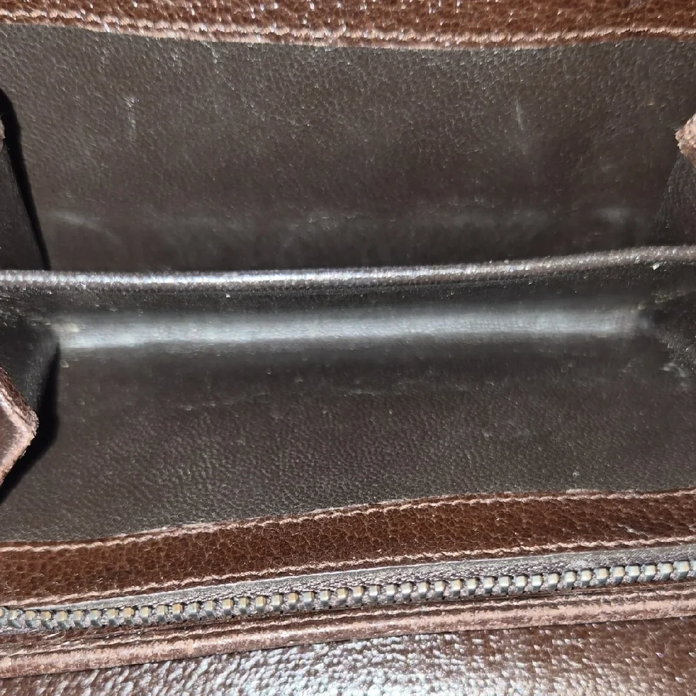 Gucci Beige and Brown Patterned Wallet - Picture 7 of 10